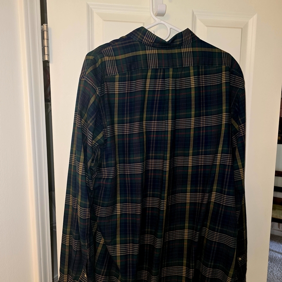 Ralph Lauren Casual Green and Blue Button Down Shirt - Picture 3 of 4